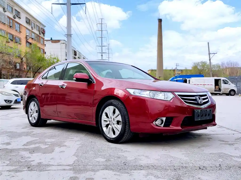 Honda Spirior 2013 2.4L Luxury
