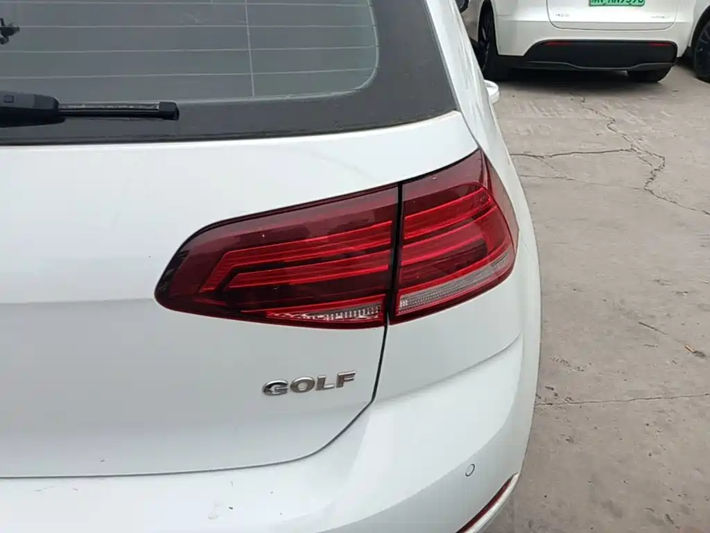 Volkswagen Golf — миниатюра 8