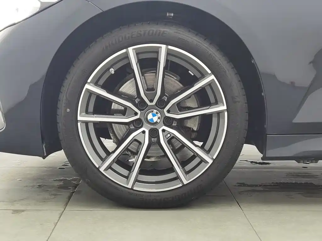 BMW 3 Series — миниатюра 17