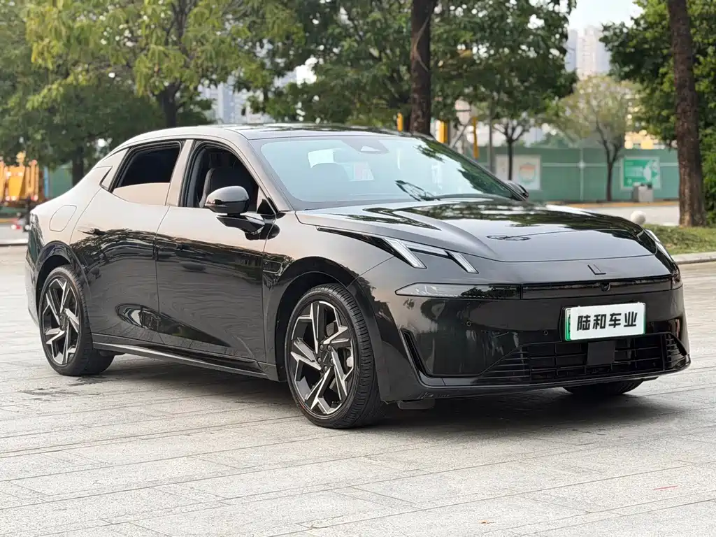 Lynk & Co 07 EM-P — миниатюра 3