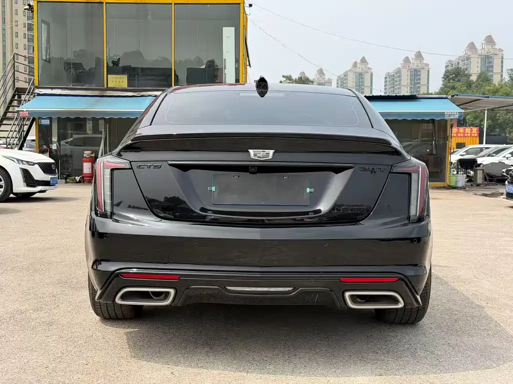 Cadillac CT5 — миниатюра 8