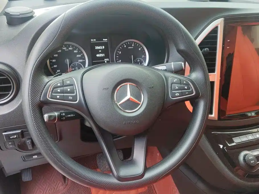 Mercedes-Benz Vito — миниатюра 15