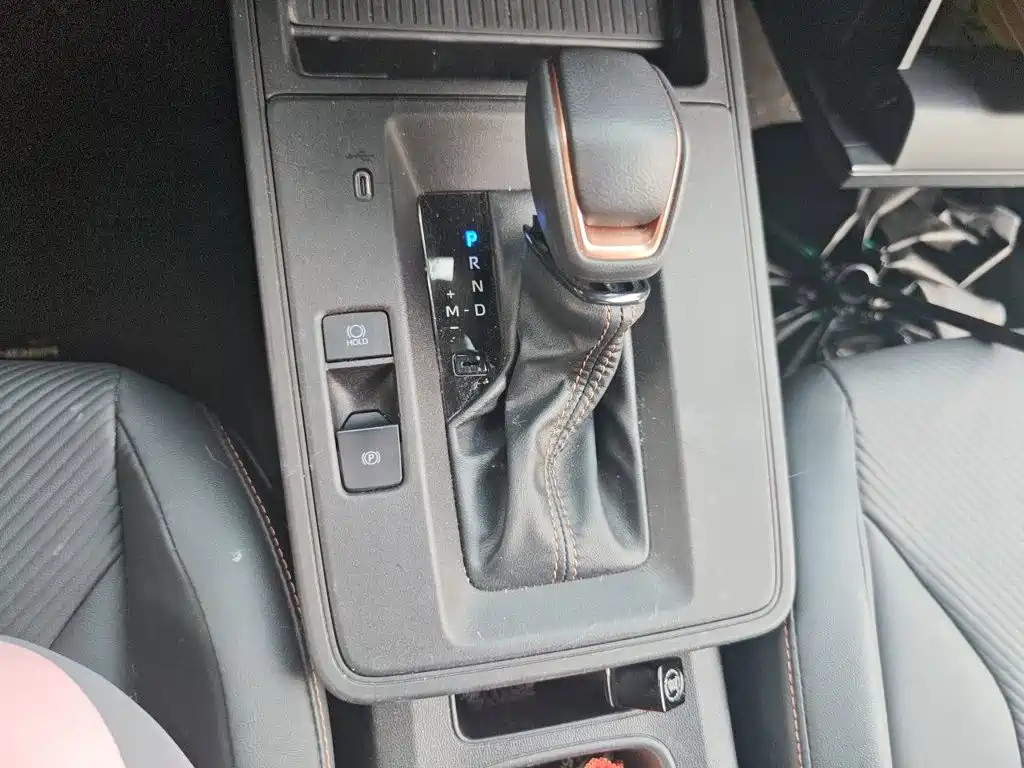 Toyota Frontlander — миниатюра 10