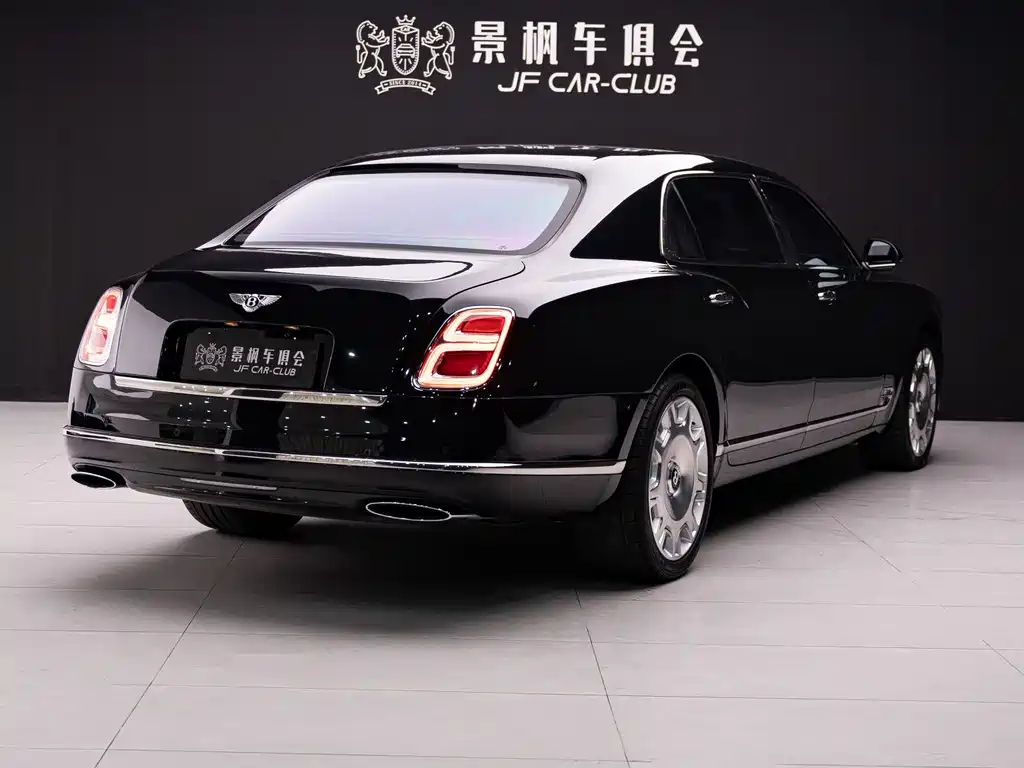 Bentley Mulsanne — миниатюра 32