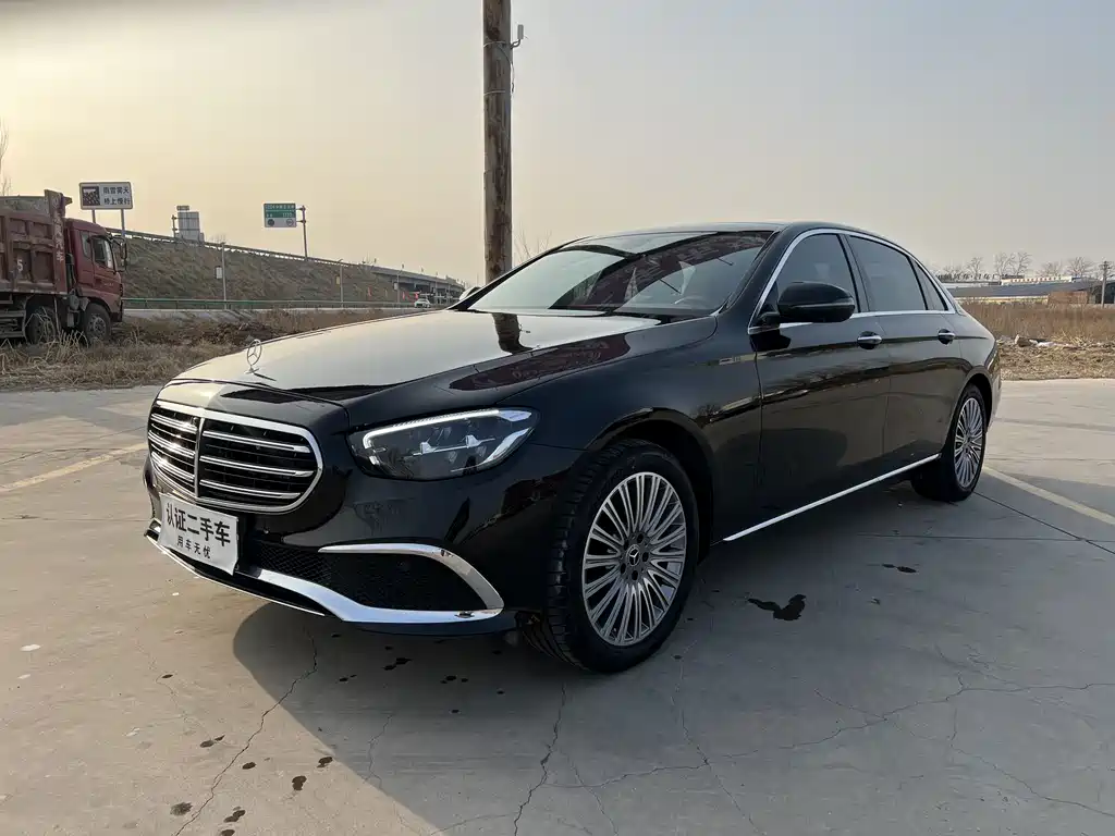 Mercedes-Benz E-Class 2023