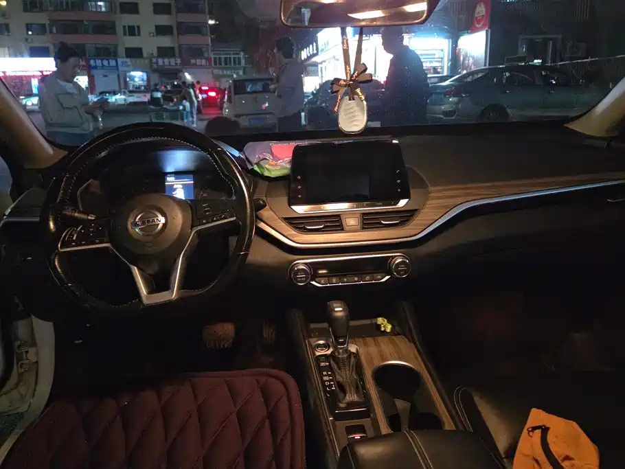 Nissan Teana — миниатюра 12