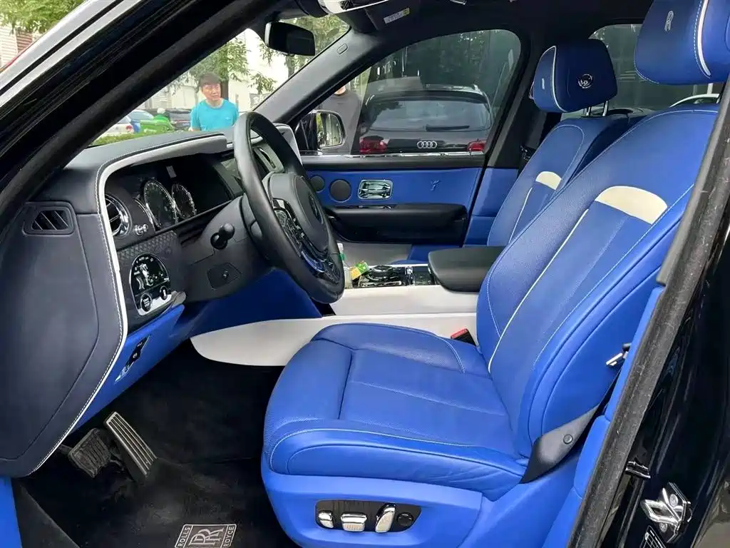 ROLLS-ROYCE CULLINAN