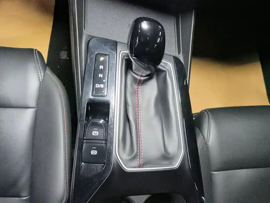 MG MG5 — миниатюра 16