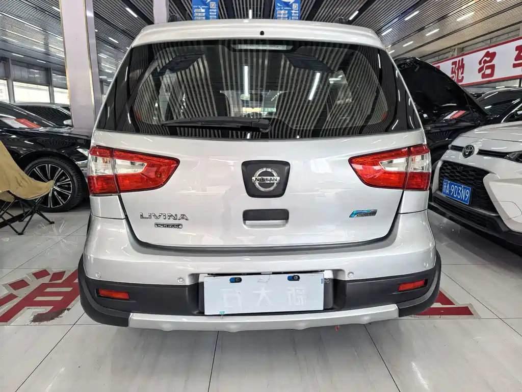 Nissan Livina — миниатюра 7