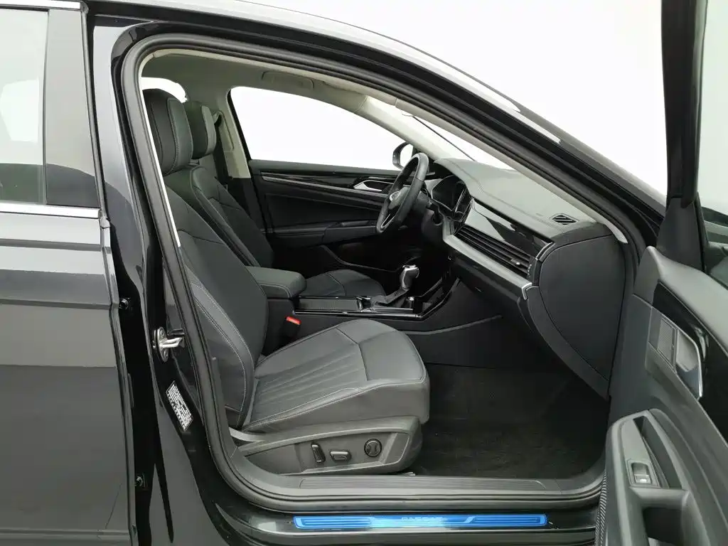 Volkswagen Passat — миниатюра 23