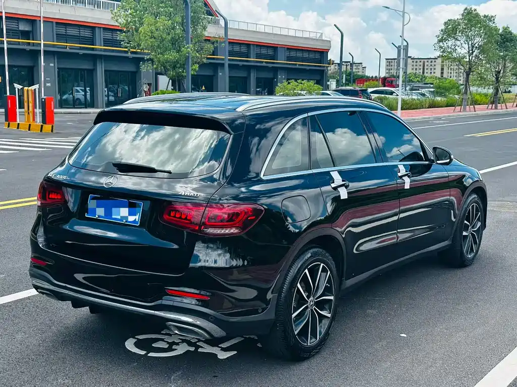 Mercedes-Benz GLC 2020 GLC 260 L 4MATIC Luxury