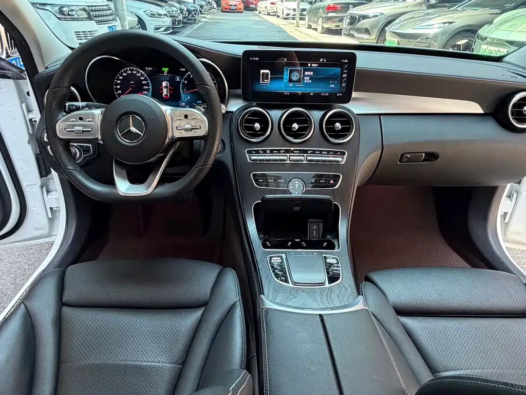 Mercedes-Benz C-Class — миниатюра 19