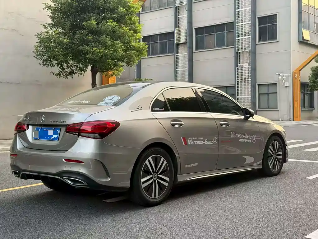 Mercedes-Benz A-Class — миниатюра 6