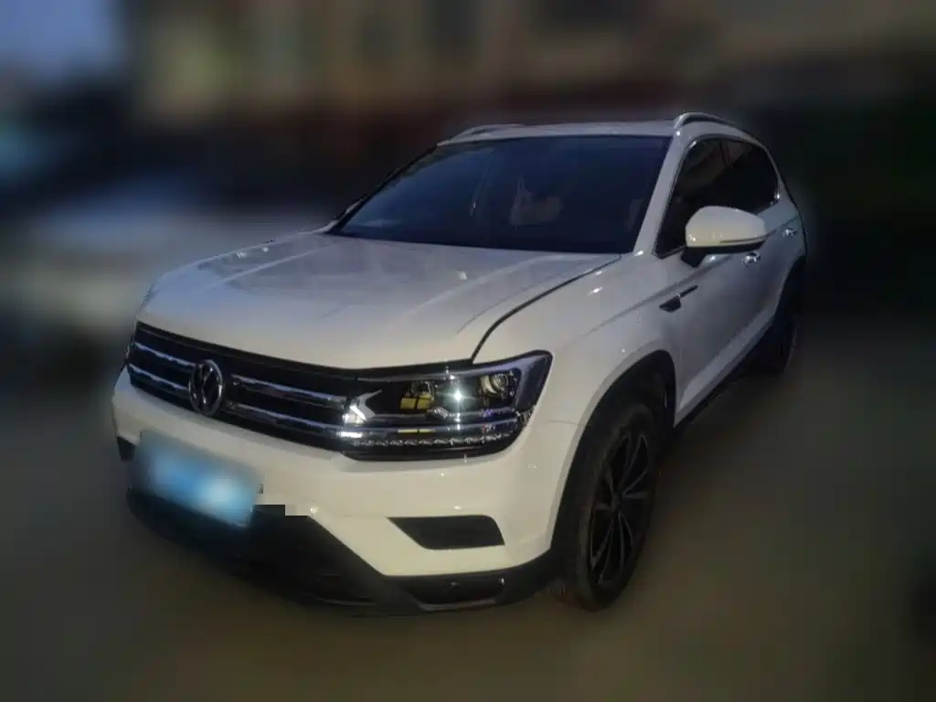 Volkswagen Tharu — миниатюра 2