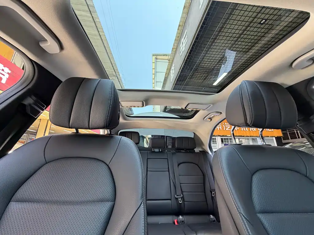 Mercedes-Benz C-Class — миниатюра 26