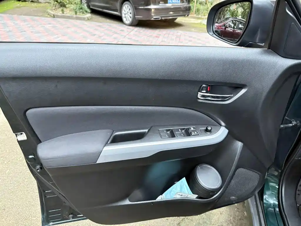 Suzuki Vitara — миниатюра 6