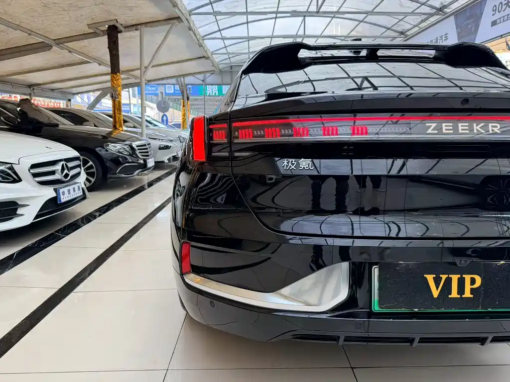 ZEEKR EXTREME KRYPTON 001