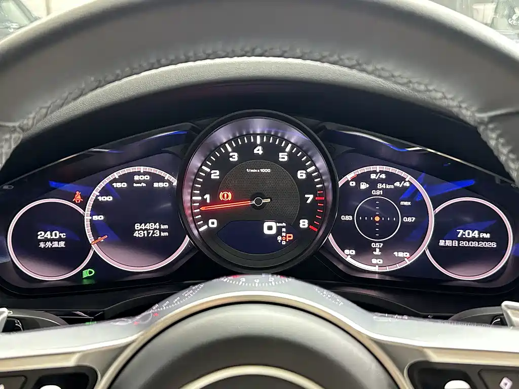 Porsche Cayenne — миниатюра 21
