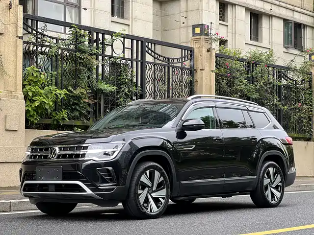 VOLKSWAGEN TOURANG 2022