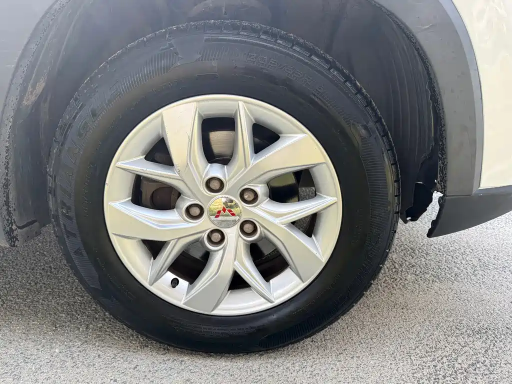 Wuling Hongguang S3 — миниатюра 19