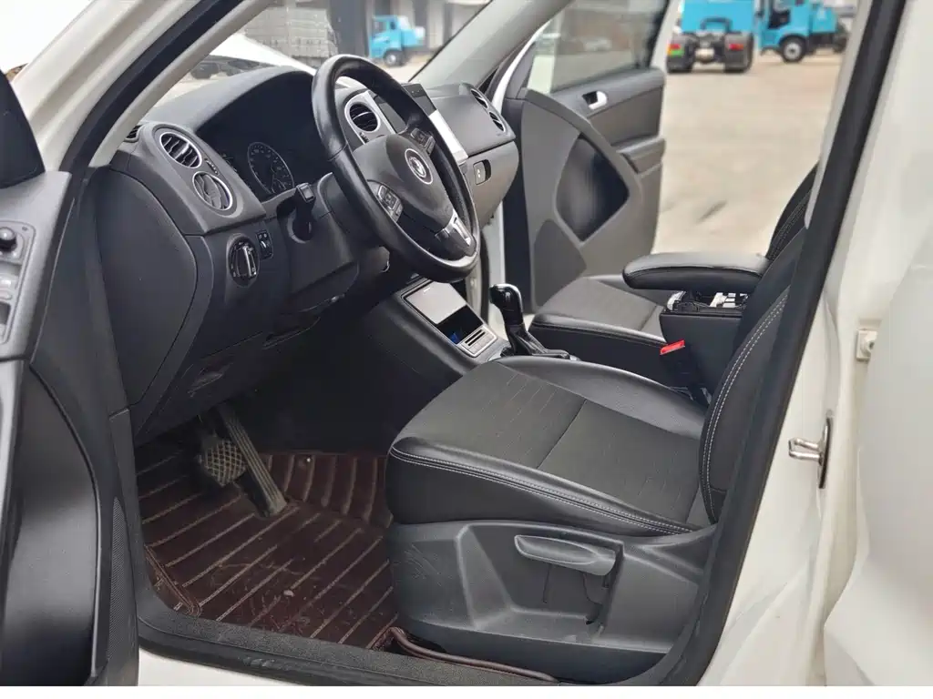 Volkswagen Tiguan — миниатюра 4