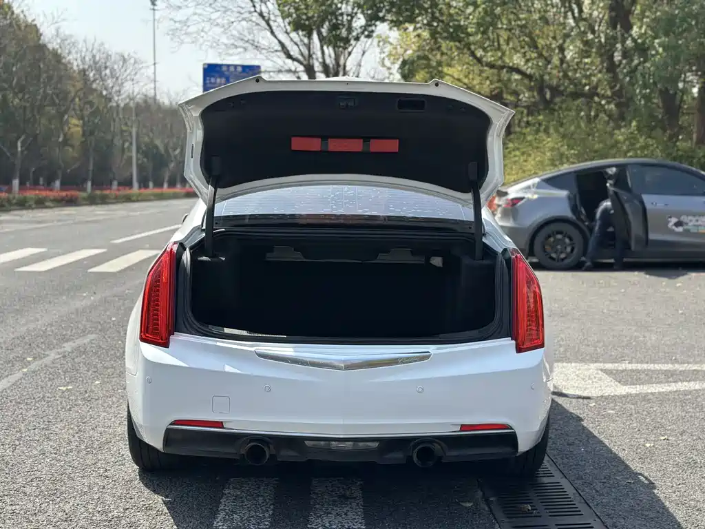 Cadillac ATS-L 2017 28T Fashion