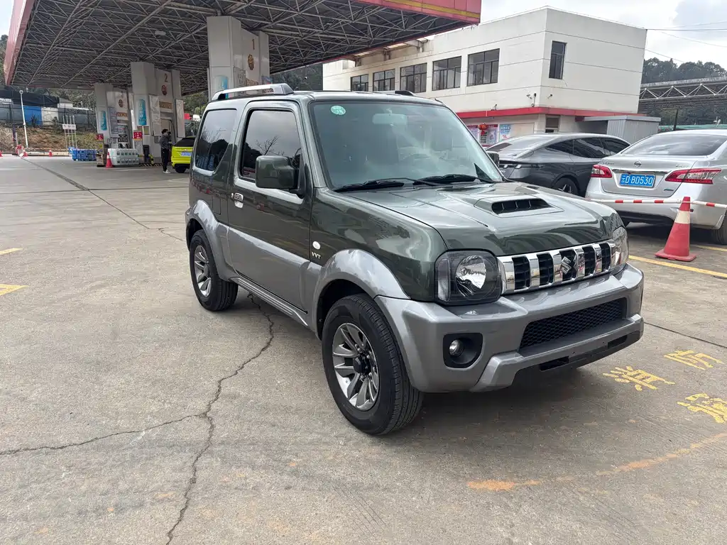 SUZUKI JIMNY