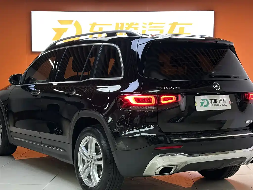 Mercedes-Benz GLB 2023 GLB 220