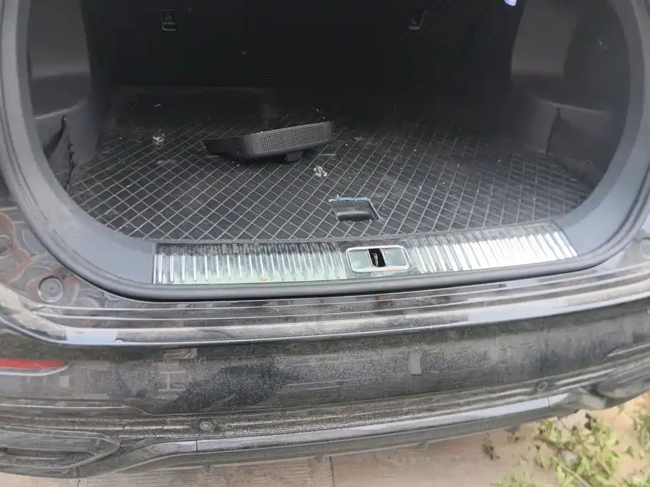 Hongqi Hongqi HS5 — миниатюра 4