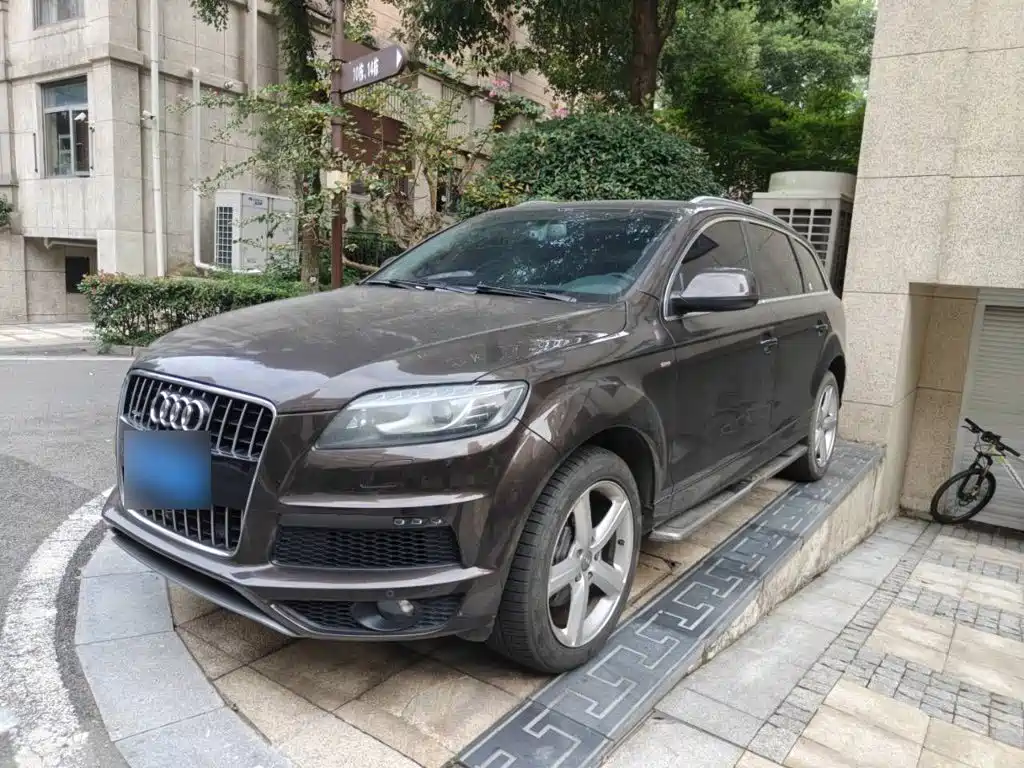 Audi Q7 — миниатюра 2