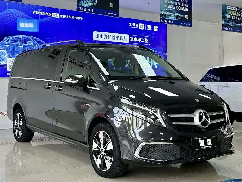 MERCEDES-BENZ V CLASS