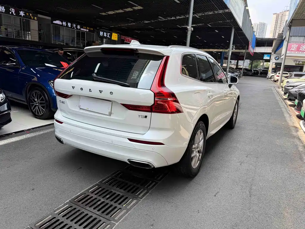 Volvo XC60 — миниатюра 6