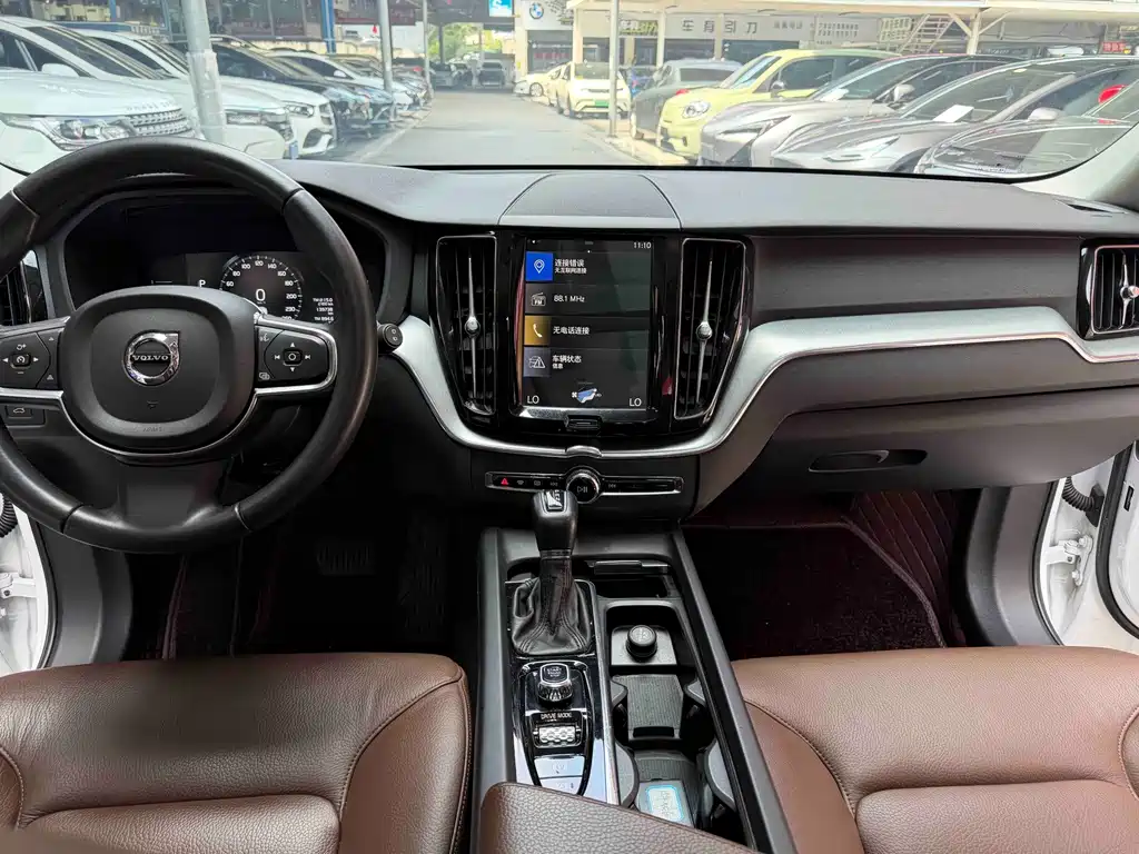 Volvo XC60 — миниатюра 14
