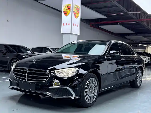 MERCEDES BENZ E CLASS