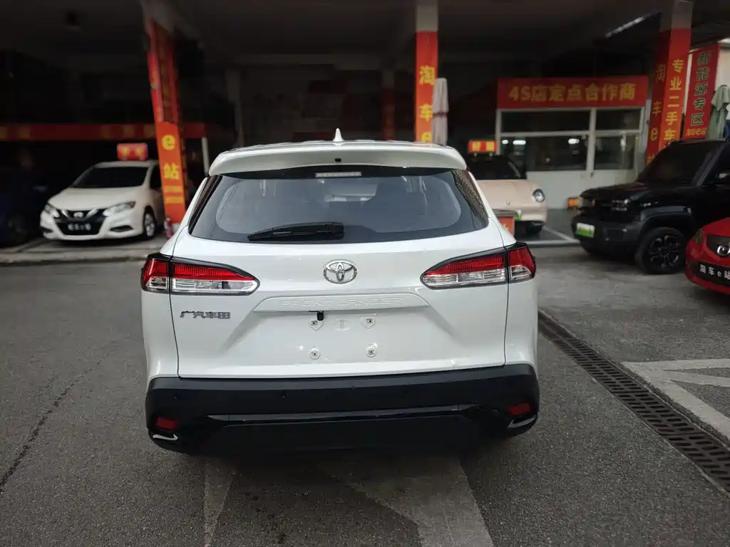 Toyota Frontlander — миниатюра 6