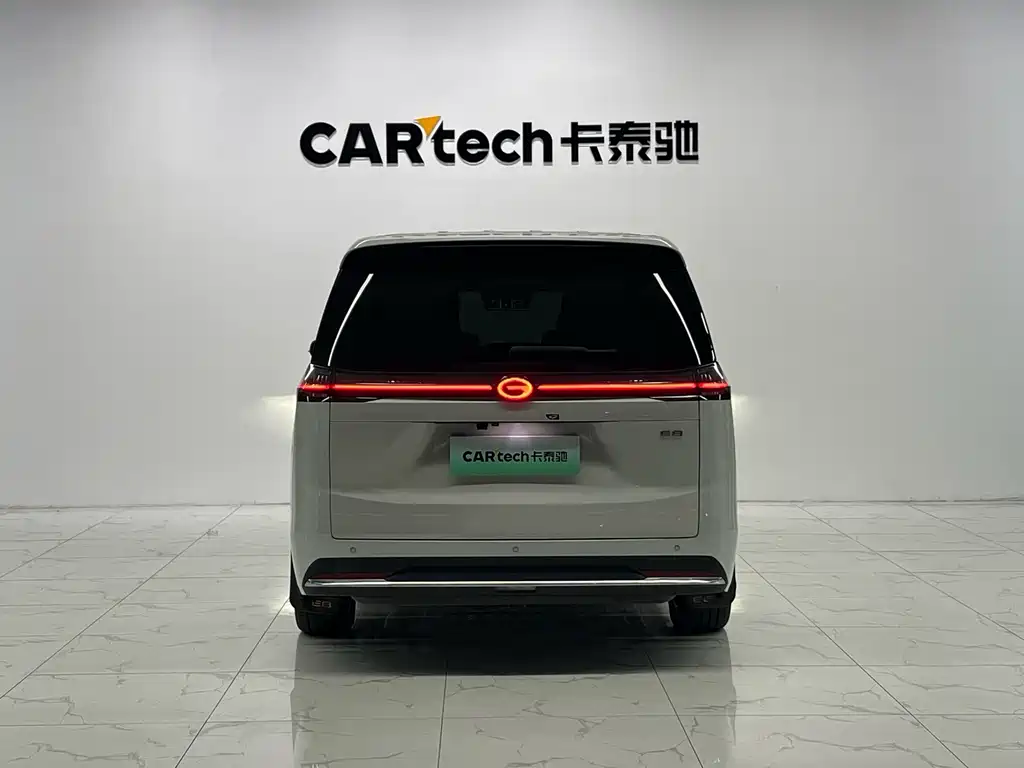 GAC Motor Trumpchi E8 PHEV — миниатюра 6
