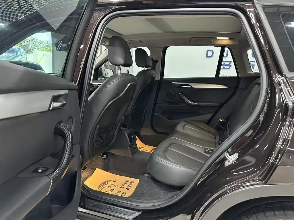 BMW X1 2016 sDrive18Li Fashion