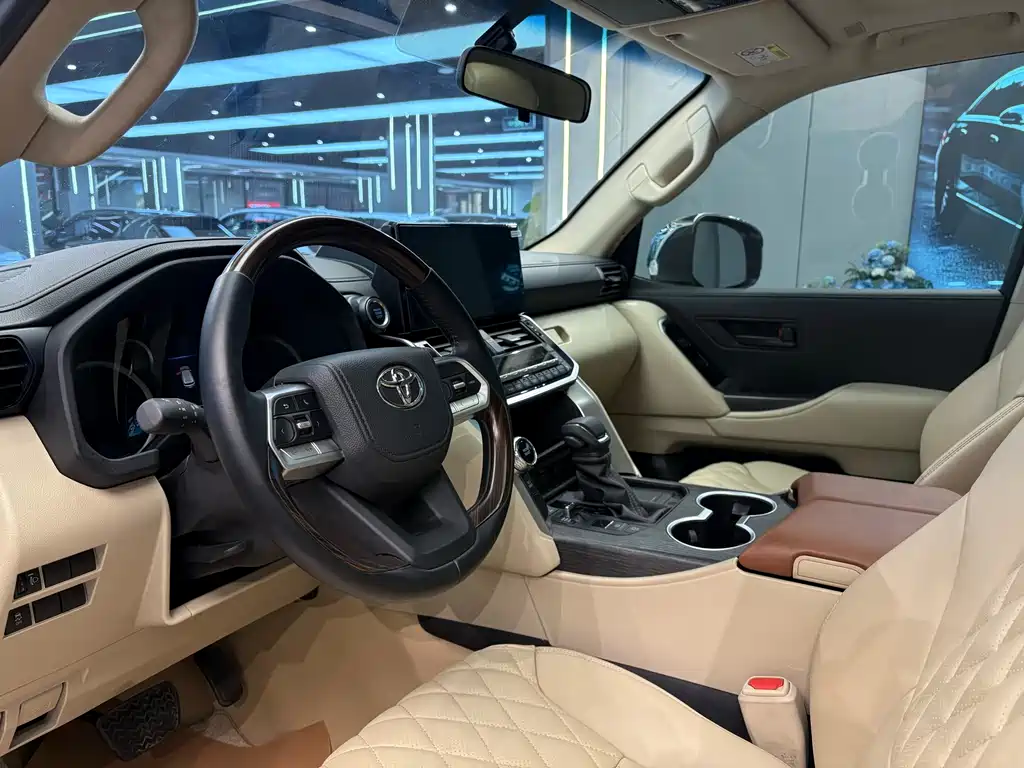 Toyota Land Cruiser 2021 3.5T AT