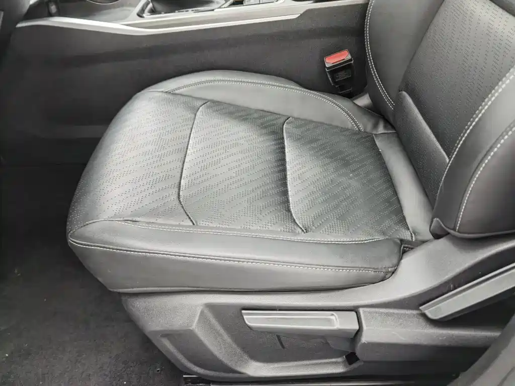 Geely Emgrand — миниатюра 20