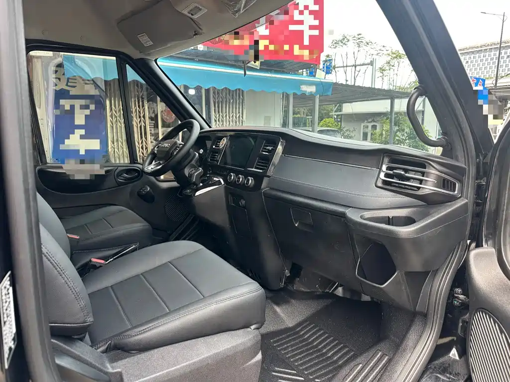 JMC JMC Fushun — миниатюра 6