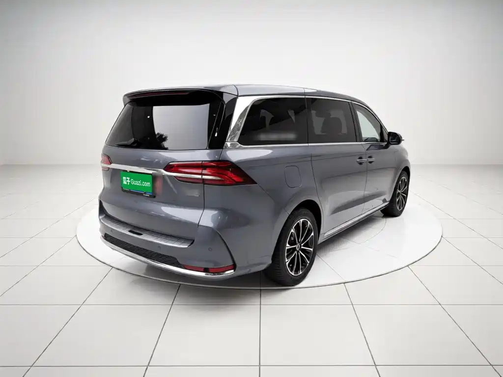 Roewe iMAX8 — миниатюра 6