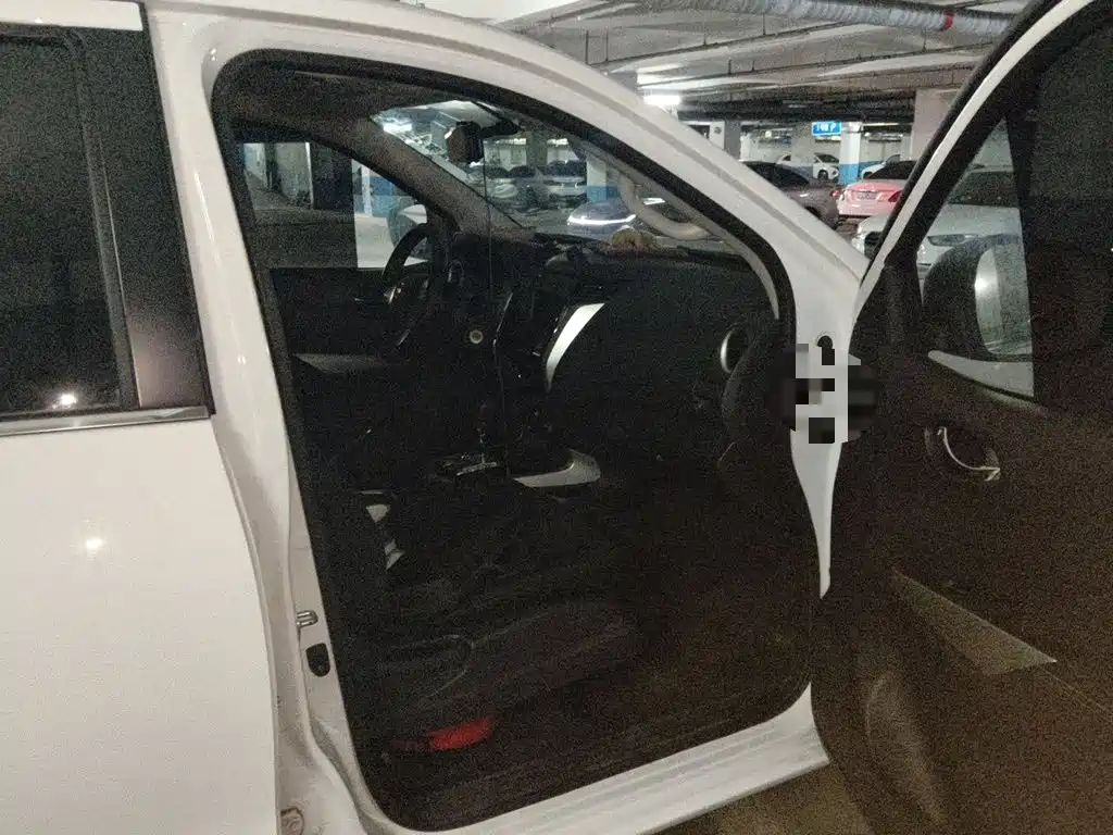 Nissan Navara — миниатюра 18