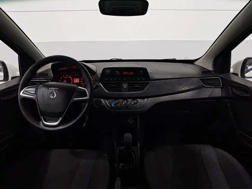 Baojun 310 — миниатюра 5