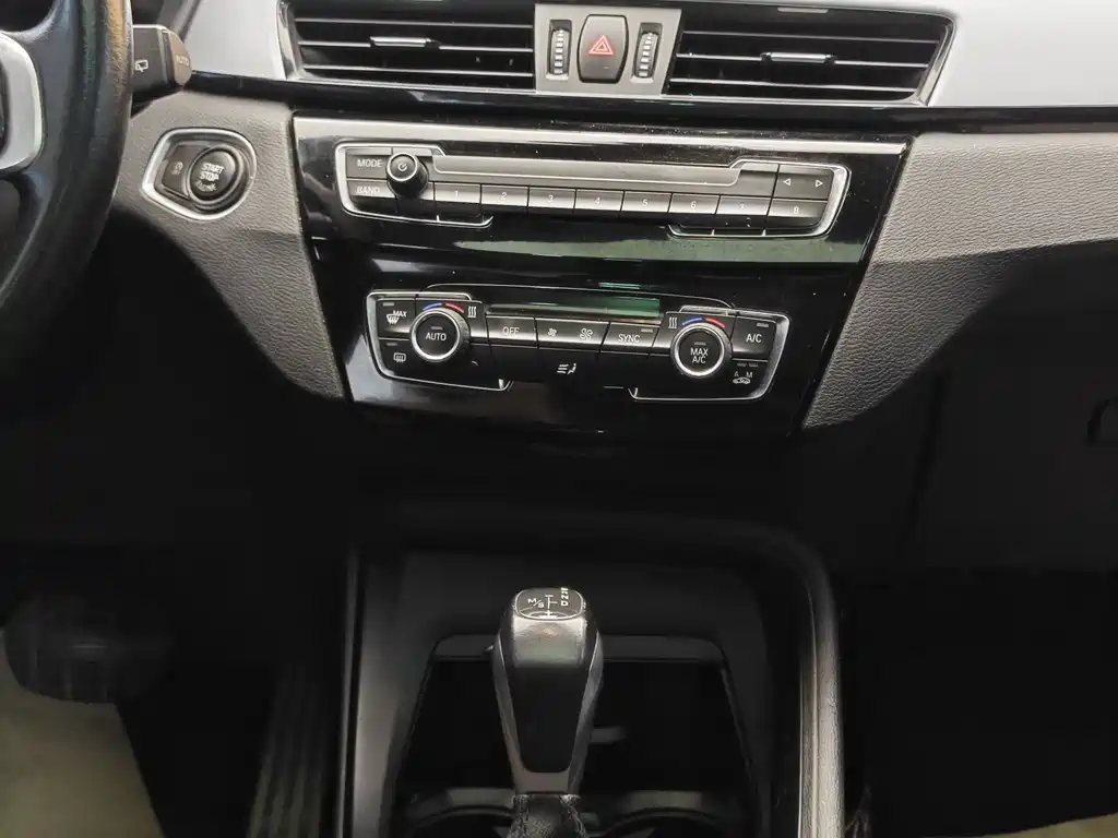 BMW X1 — миниатюра 19