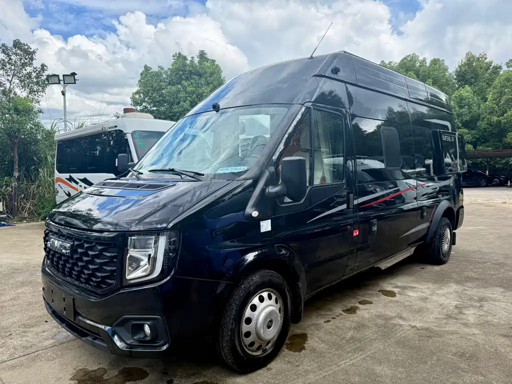 JMC JMC Fushun — миниатюра 2