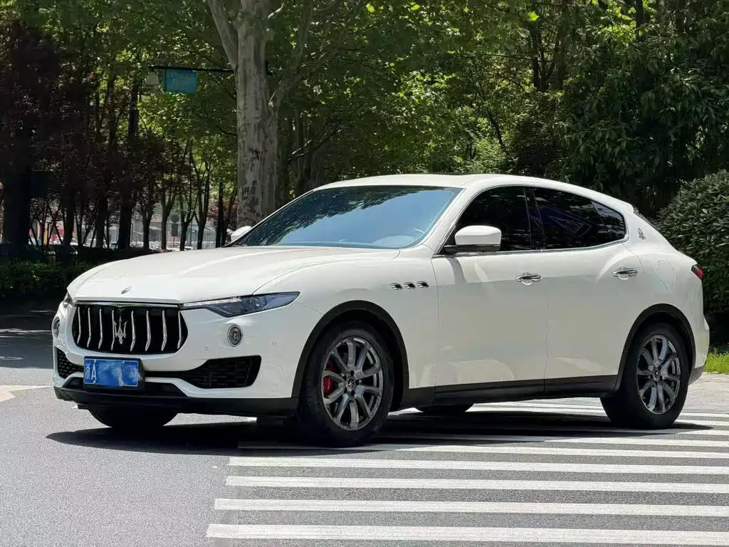 Maserati Levante 2022