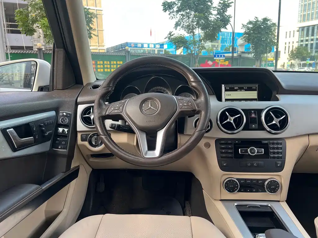 Mercedes-Benz GLK-Class — миниатюра 10
