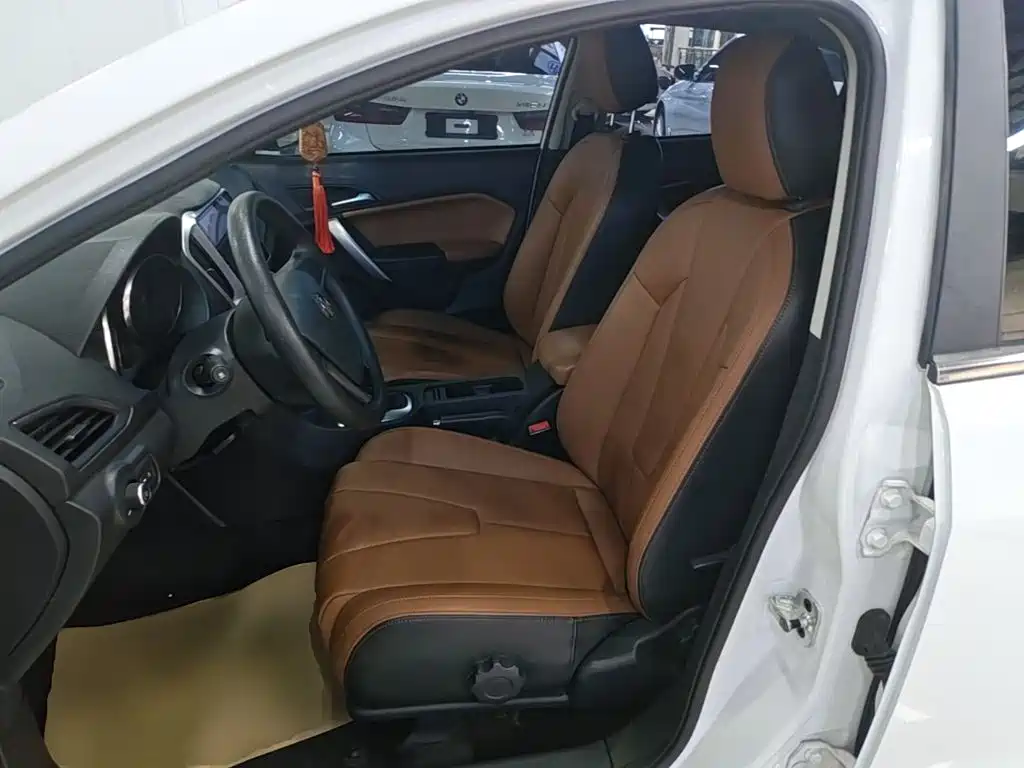 MG MG GT — миниатюра 15