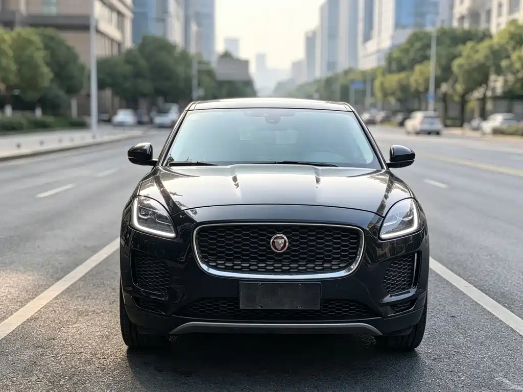 Jaguar E-PACE — миниатюра 2