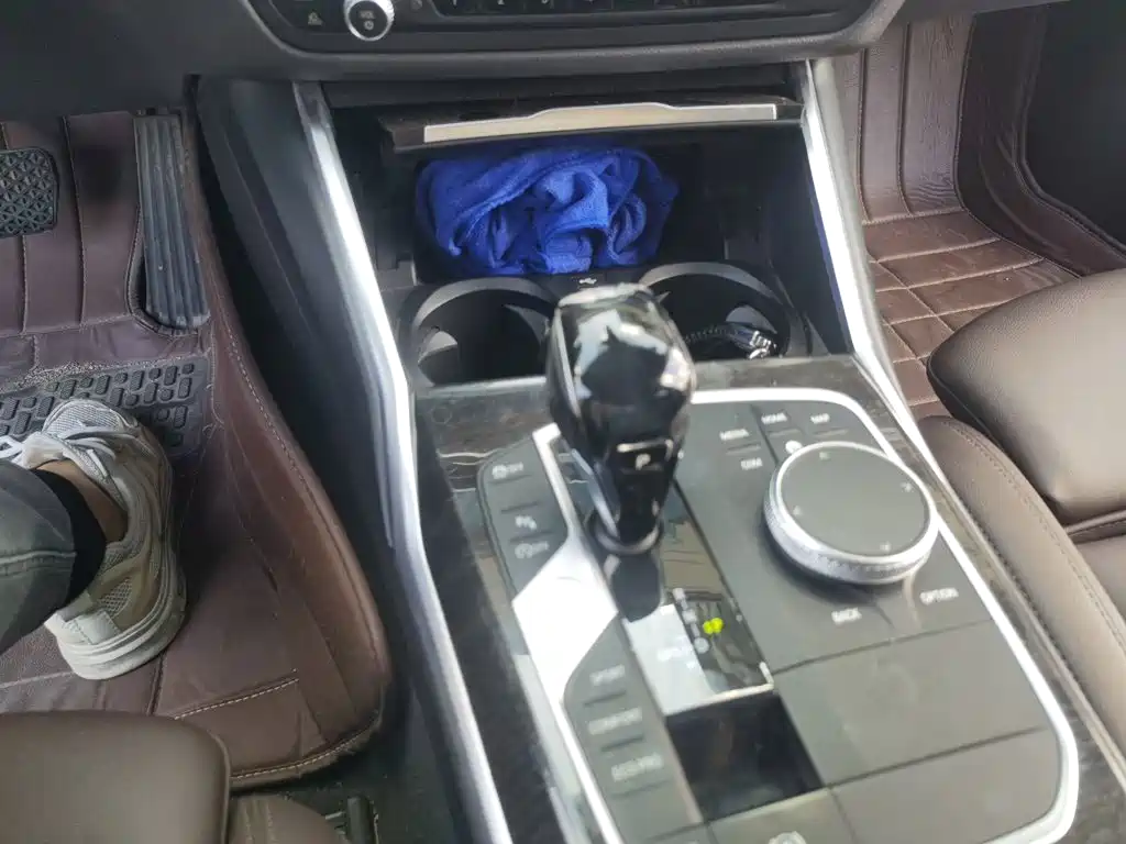 BMW 3 Series — миниатюра 10